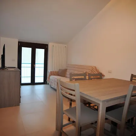 Coastal Cliff, Amalfi 3 شقة *